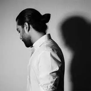 توی وضعیت سفیدم باهات