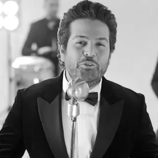 عماد طالب زاده