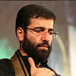 حسین سیب سرخی